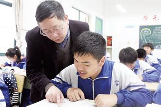 利用孩子辅导提高初中的学习攻略_初中_兴趣文水的图片